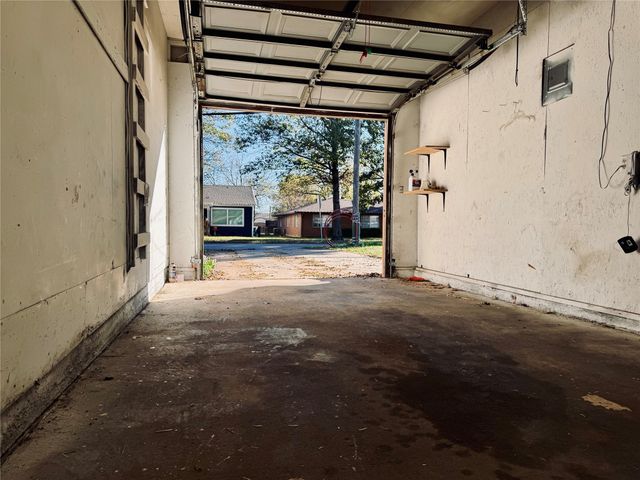 415 W Taylor Street, Sherman, TX 75092