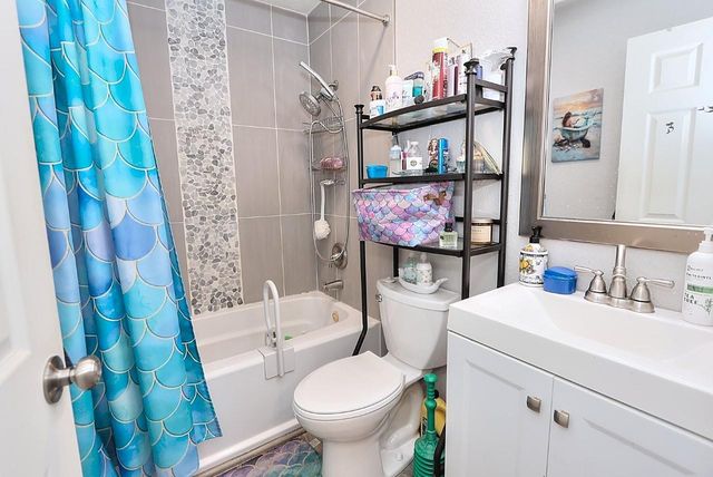 5636 James Way, Sacramento, CA 95822