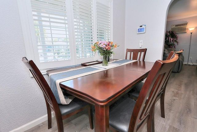 5636 James Way, Sacramento, CA 95822