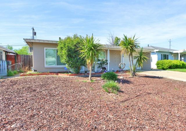 5636 James Way, Sacramento, CA 95822