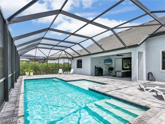 9487 Greyhawk TRL, Naples, FL 34120