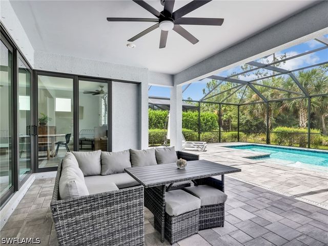 9487 Greyhawk TRL, Naples, FL 34120