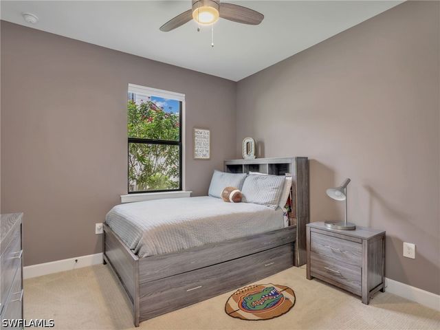 9487 Greyhawk TRL, Naples, FL 34120