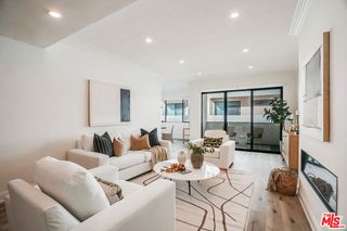 430 N Maple Drive 203, Beverly Hills, CA 90210