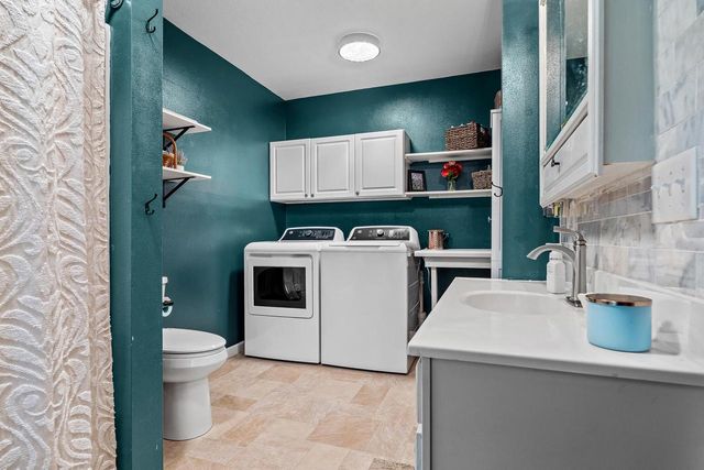 611 Monroe STREET, Onalaska, WI 54650