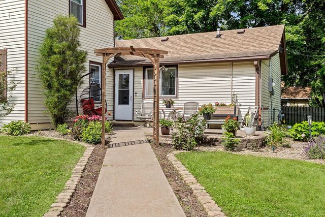 611 Monroe STREET, Onalaska, WI 54650