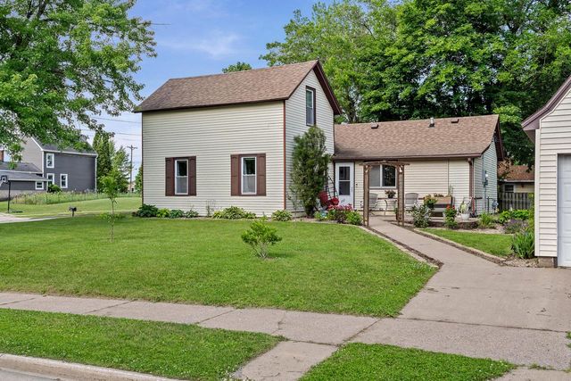 611 Monroe STREET, Onalaska, WI 54650
