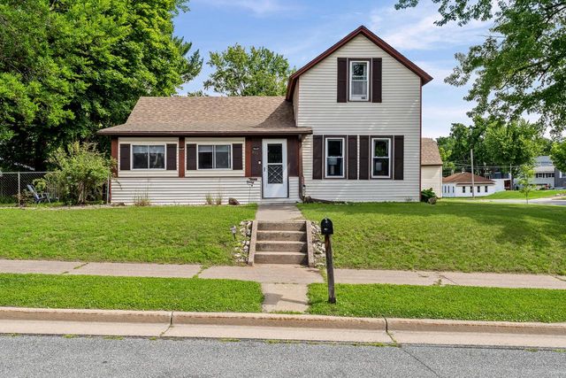 611 Monroe STREET, Onalaska, WI 54650