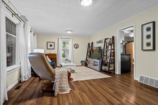 611 Monroe STREET, Onalaska, WI 54650