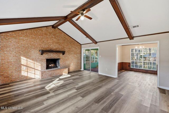 1264 Woodfield Drive, Jackson, MS 39211