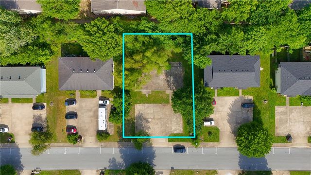 540-546 Betty Jo Drive, Fayetteville, AR 72701