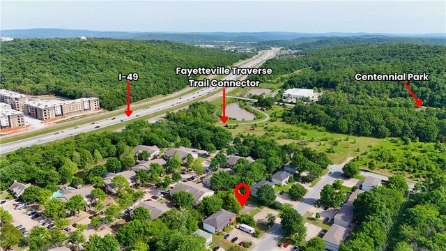 540-546 Betty Jo Drive, Fayetteville, AR 72701