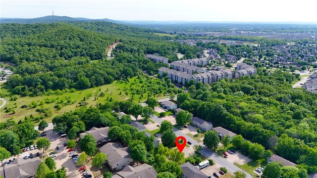 540-546 Betty Jo Drive, Fayetteville, AR 72701