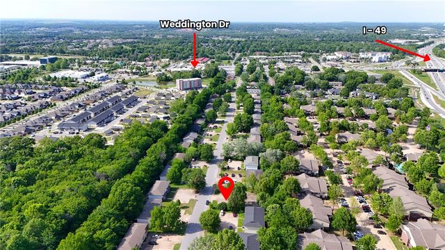 540-546 Betty Jo Drive, Fayetteville, AR 72701