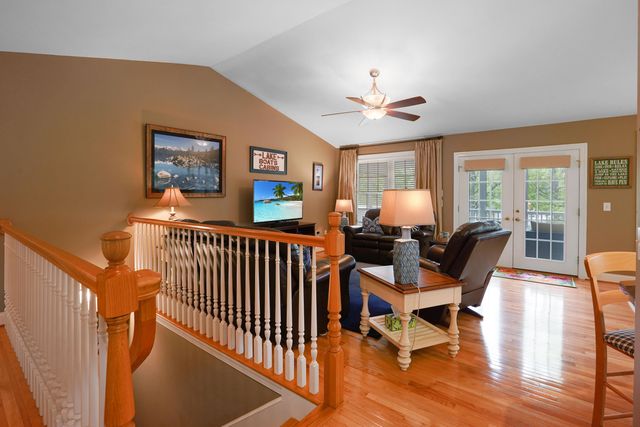 112 Creeden DR, Moneta, VA 24121
