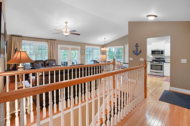112 Creeden DR, Moneta, VA 24121