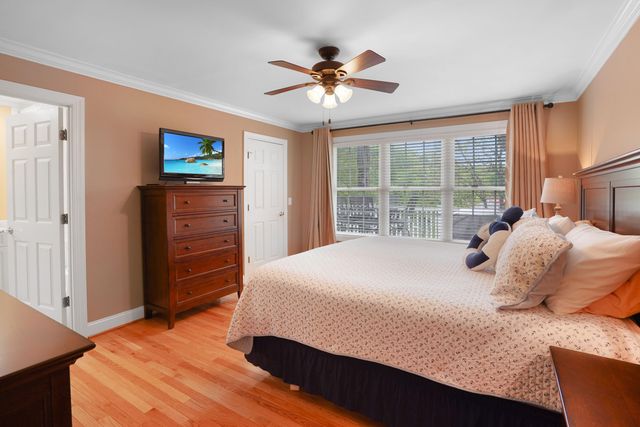 112 Creeden DR, Moneta, VA 24121