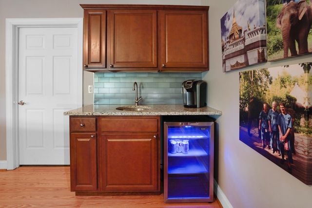 112 Creeden DR, Moneta, VA 24121