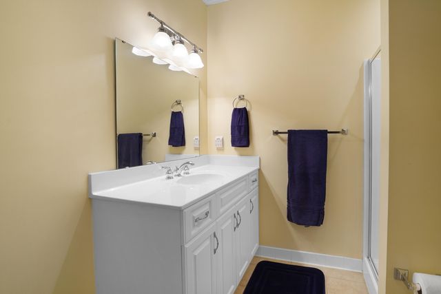 112 Creeden DR, Moneta, VA 24121