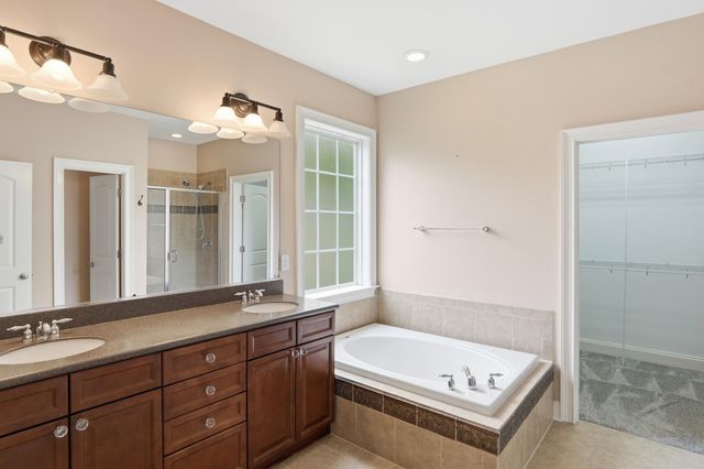 146 Ashley Bluffs Road, Summerville, SC 29485
