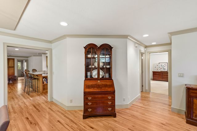 903 Pinecrest Terrace, Ashland, OR 97520