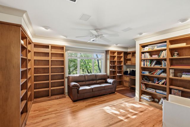 903 Pinecrest Terrace, Ashland, OR 97520