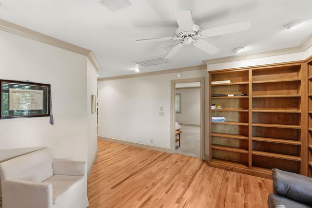 903 Pinecrest Terrace, Ashland, OR 97520