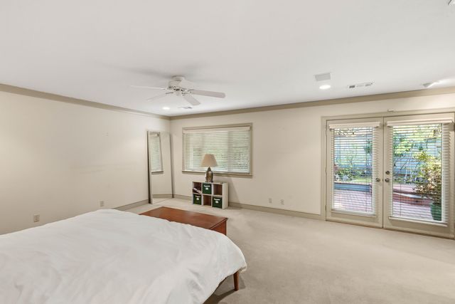 903 Pinecrest Terrace, Ashland, OR 97520