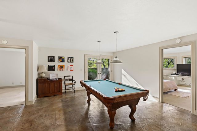 903 Pinecrest Terrace, Ashland, OR 97520