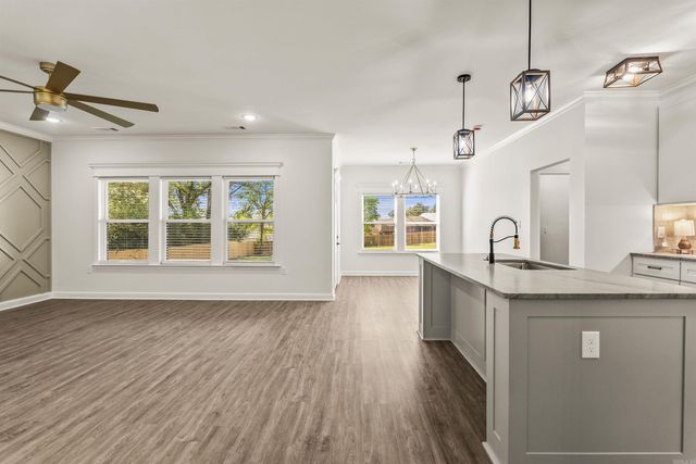 1304 E Maryland Avenue, Sherwood, AR 72120