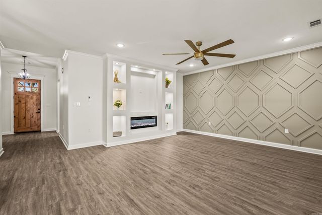 1304 E Maryland Avenue, Sherwood, AR 72120