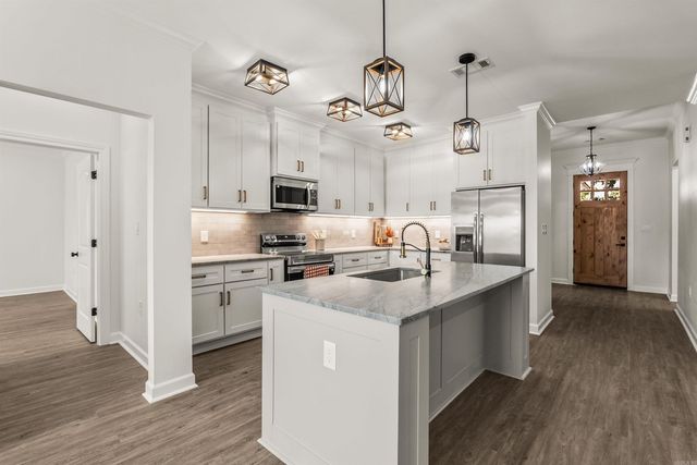 1304 E Maryland Avenue, Sherwood, AR 72120