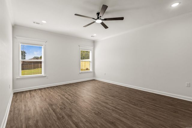 1304 E Maryland Avenue, Sherwood, AR 72120