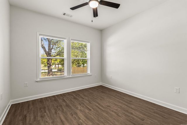 1304 E Maryland Avenue, Sherwood, AR 72120