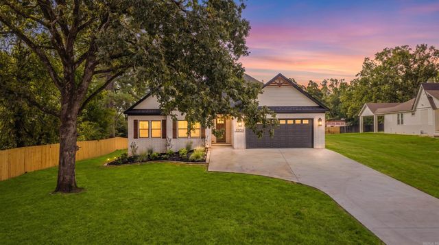 1304 E Maryland Avenue, Sherwood, AR 72120