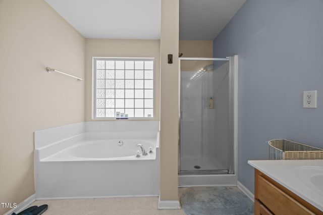 1112 Birkdale Drive, Mebane, NC 27302