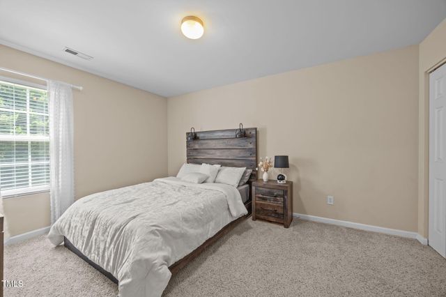 1112 Birkdale Drive, Mebane, NC 27302