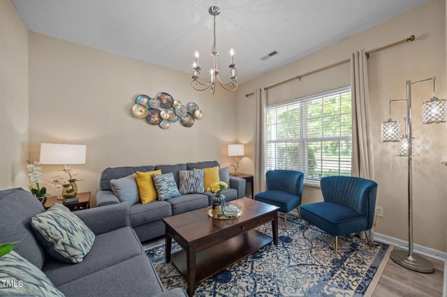 1112 Birkdale Drive, Mebane, NC 27302