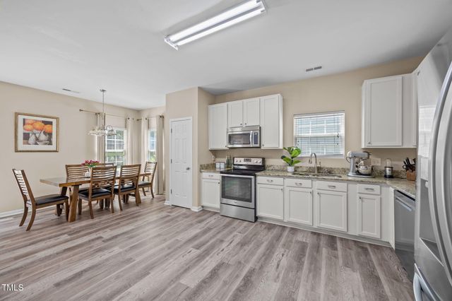 1112 Birkdale Drive, Mebane, NC 27302