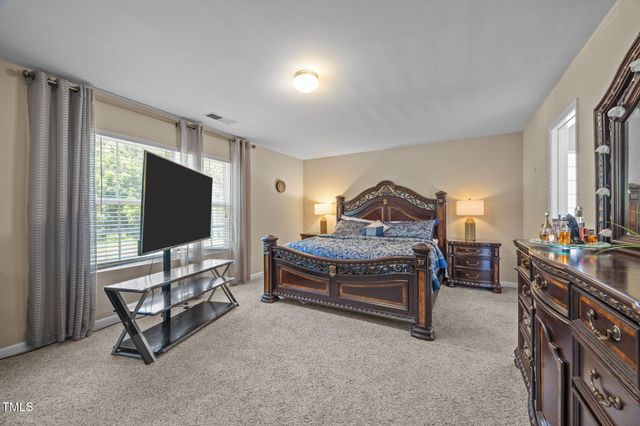 1112 Birkdale Drive, Mebane, NC 27302