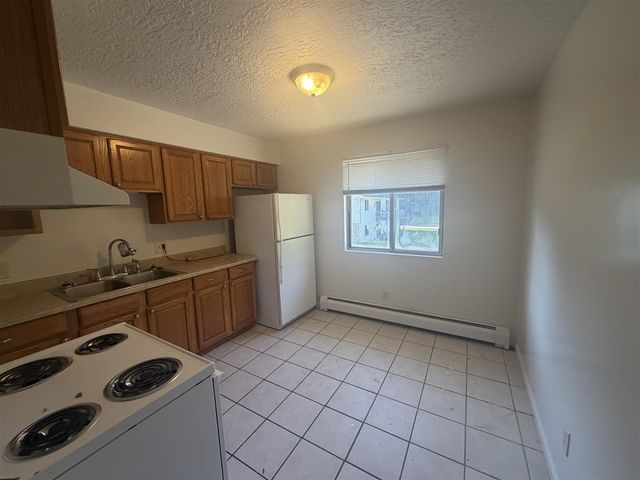 1405 Huntington Avenue, Kalamazoo, MI 49048