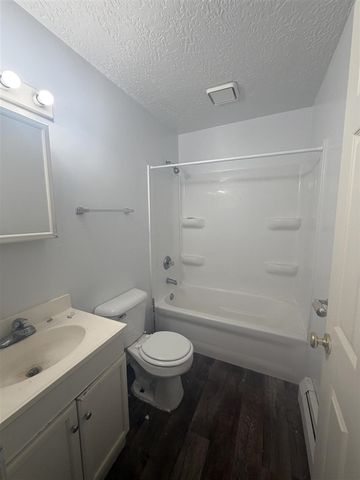 1405 Huntington Avenue, Kalamazoo, MI 49048