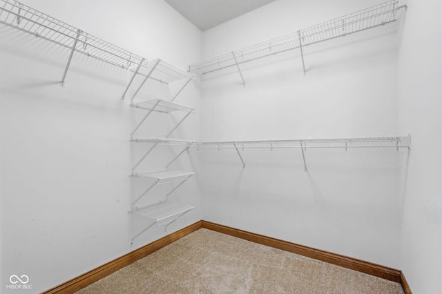 7215 Lockford Walk N, Avon, IN 46123