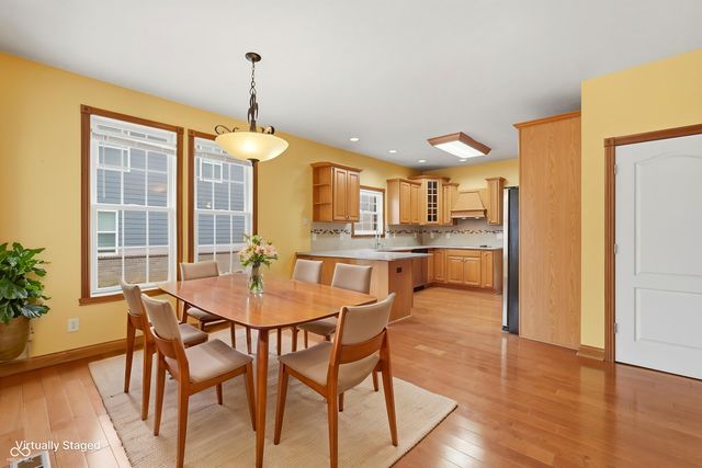 7215 Lockford Walk N, Avon, IN 46123