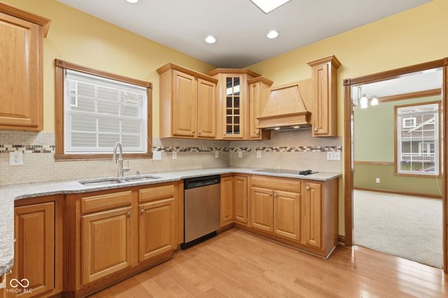 7215 Lockford Walk N, Avon, IN 46123