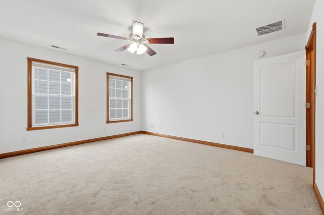 7215 Lockford Walk N, Avon, IN 46123