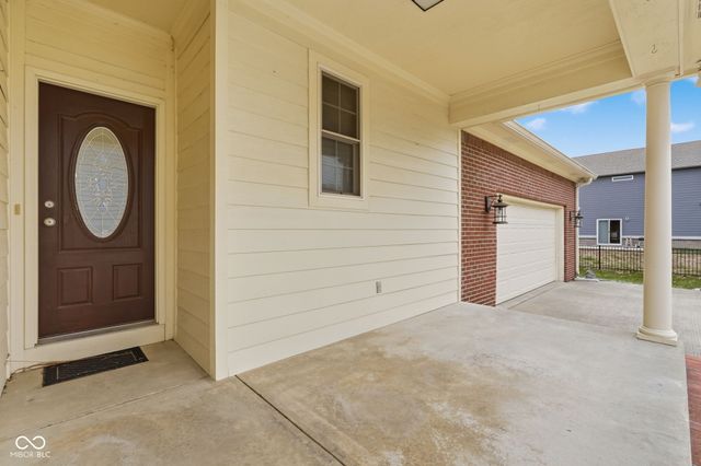 7215 Lockford Walk N, Avon, IN 46123