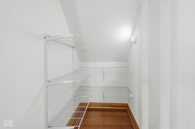 7215 Lockford Walk N, Avon, IN 46123