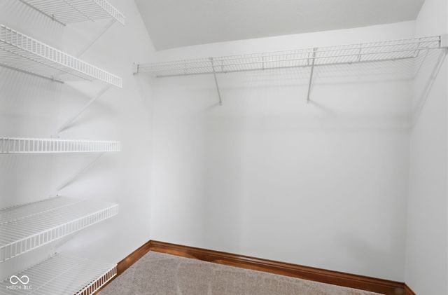 7215 Lockford Walk N, Avon, IN 46123