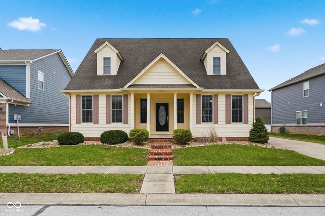 7215 Lockford Walk N, Avon, IN 46123